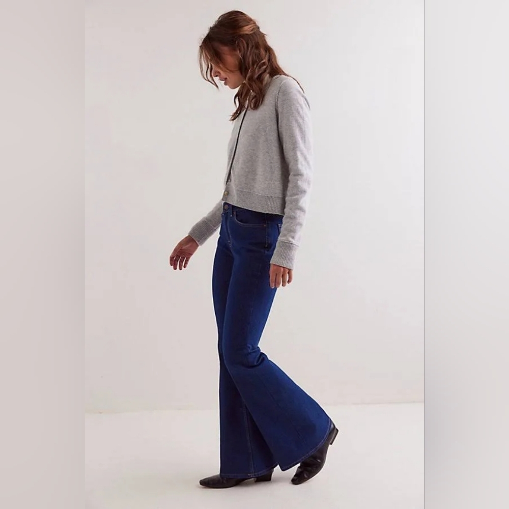 Free People We The Free CRVY Vintage High Rise Flare Jeans Inkwell Size 28